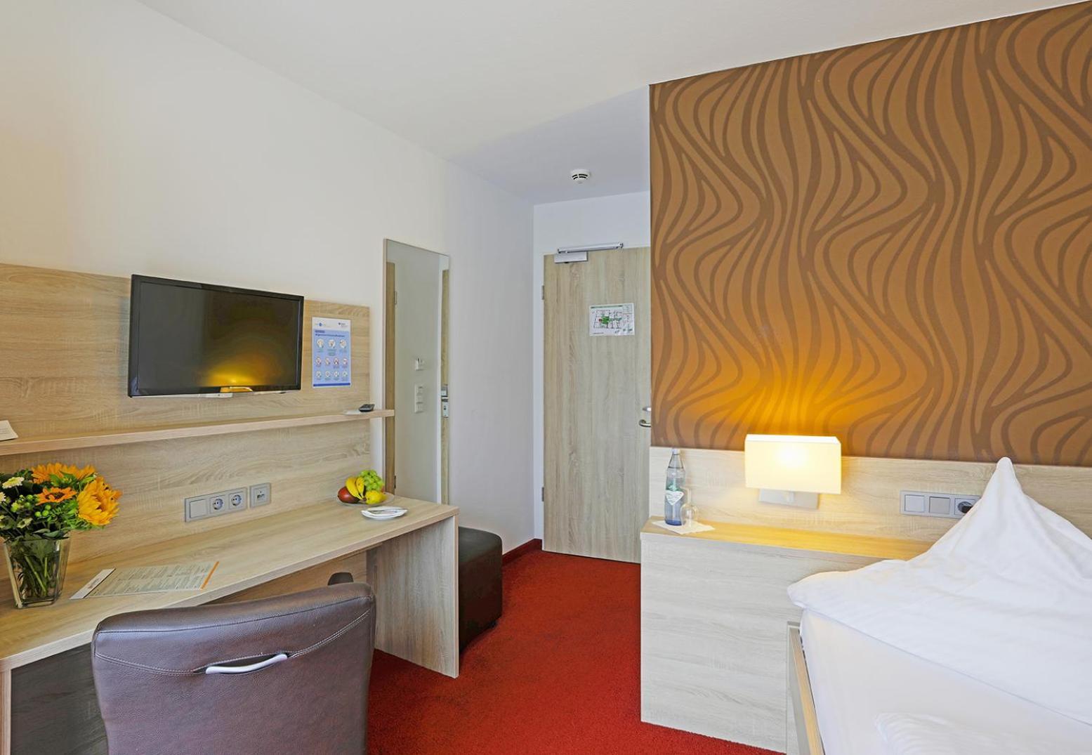 Lindenhof Hotel Osterspai Екстериор снимка