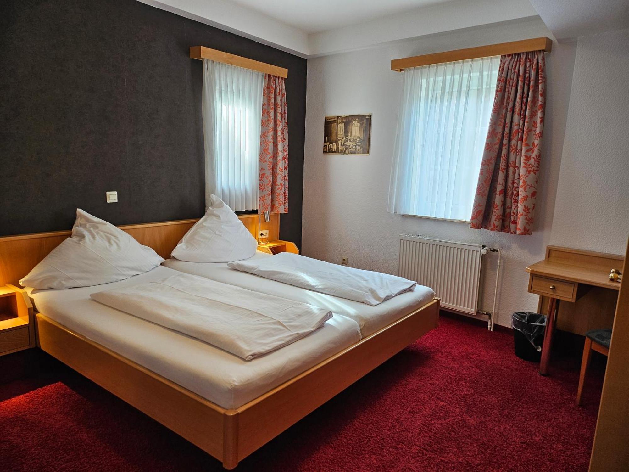 Lindenhof Hotel Osterspai Екстериор снимка