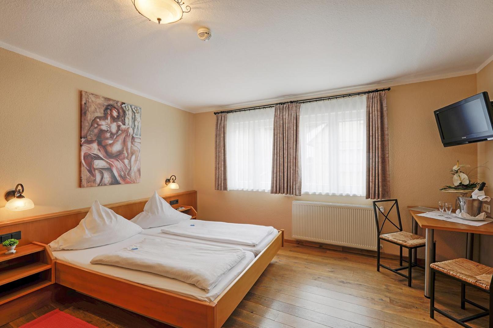 Lindenhof Hotel Osterspai Екстериор снимка